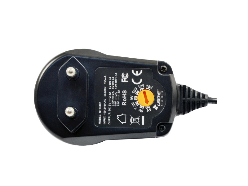 LEICKE NT33405 Universalnetzteil für Smartphones, Tablets, Navigationsgeräte Stecker LEICKE NT33405 Universalnetzteil für Smartphones, Tablets, Navigationsgeräte Stecker